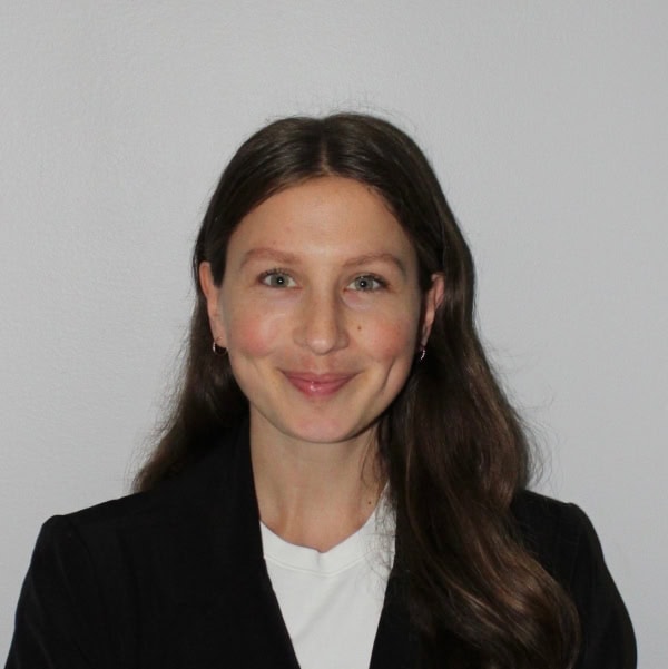 Rebecca Flynt 600x600 Rebecca Flynt LCSW